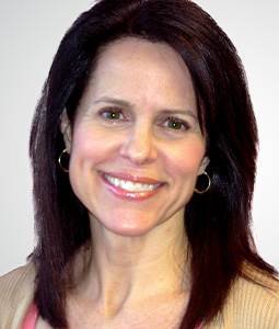 Lydia Guel Headshot
